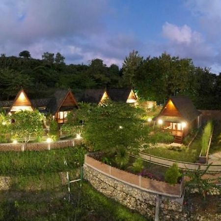 Cersen Resort Lombok Kuta  Exterior photo