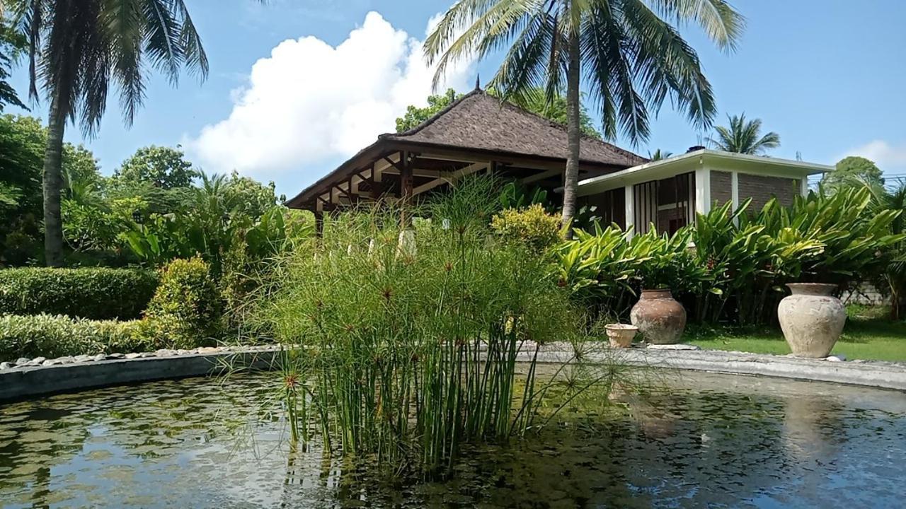 Cersen Resort Lombok Kuta  Exterior photo