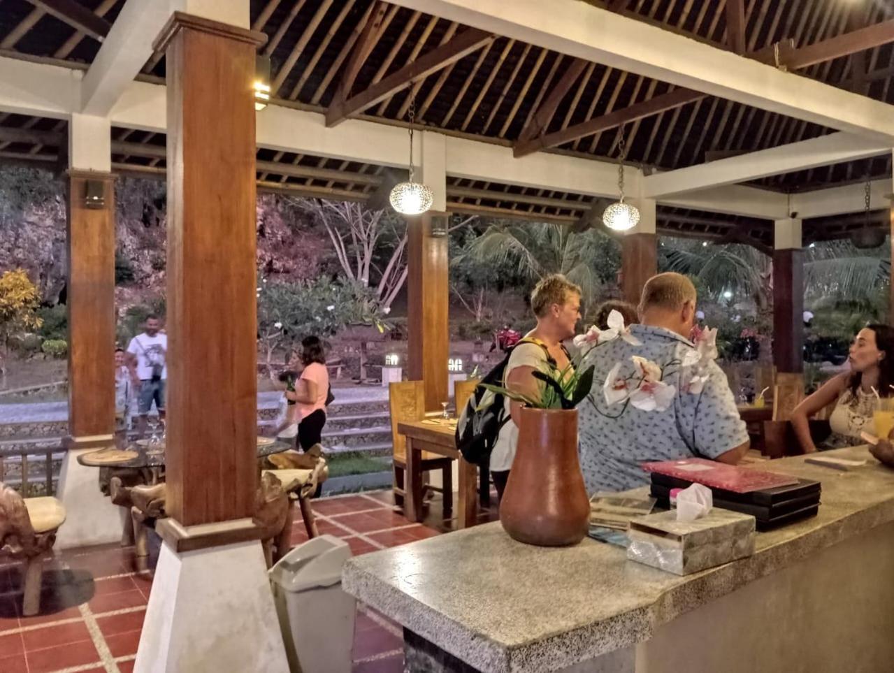 Cersen Resort Lombok Kuta  Exterior photo